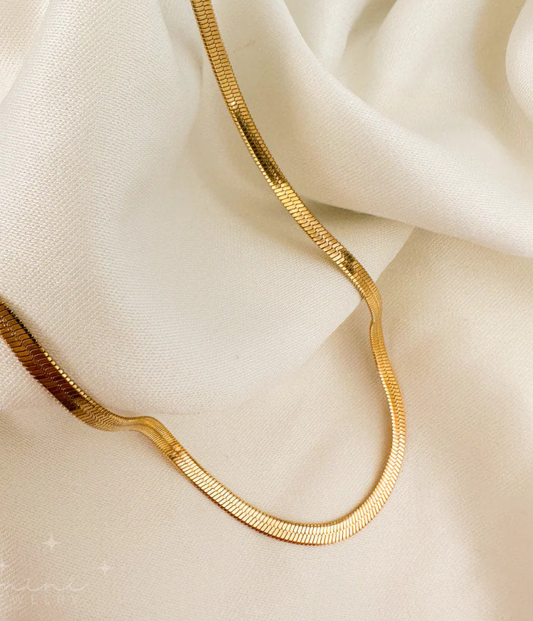 Classic Snake Necklace